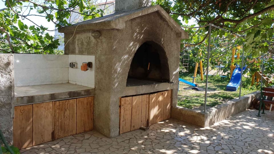 Summer, BBQ facilities