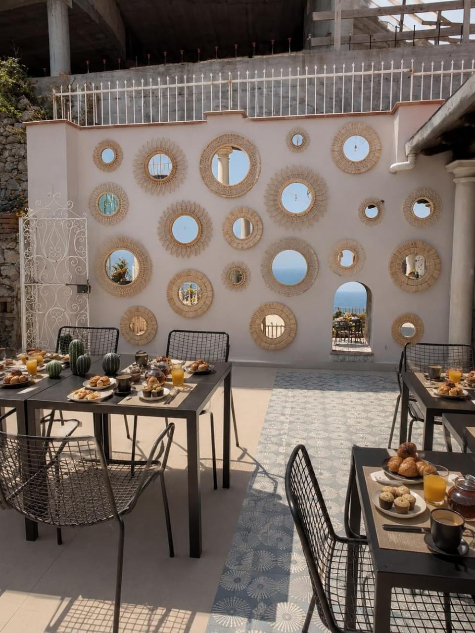 Property building, Restaurant/places to eat, View (from property/room), View (from property/room), Balcony/Terrace, Balcony/Terrace, Seating area, City view, City view, Garden view, Garden view, Sea view, Sea view, Breakfast, Breakfast, Continental breakfast, Buffet breakfast, Buffet breakfast