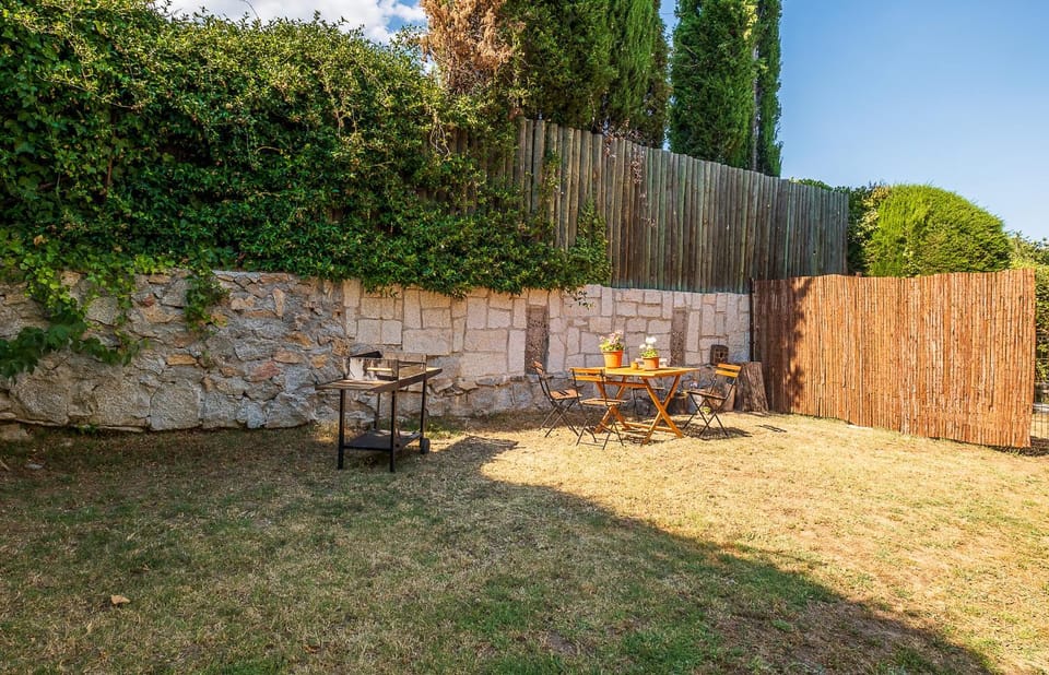 Patio, Garden, Garden view