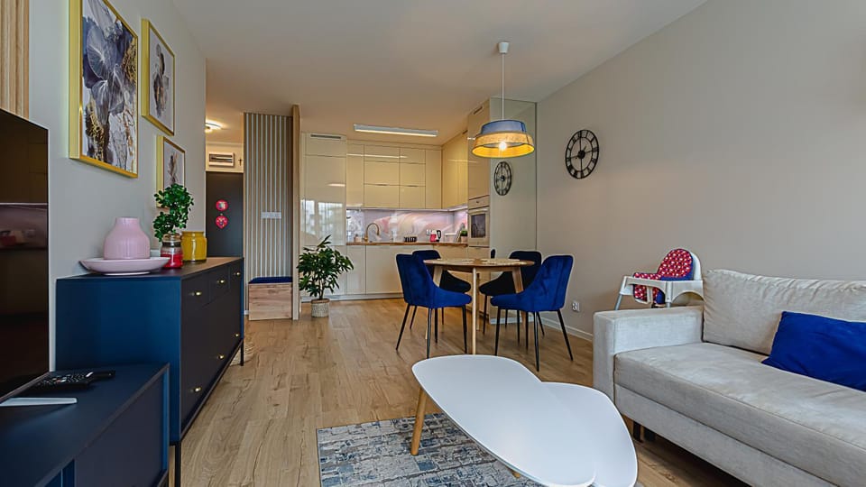 TV and multimedia, Kitchen or kitchenette, Living room, Seating area, Dining area, minibar, oven