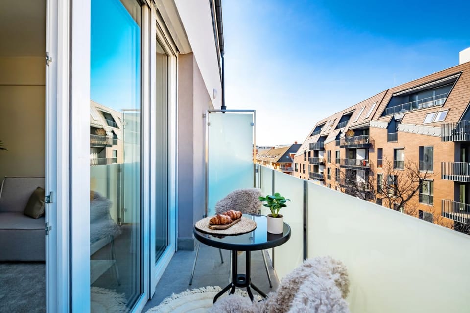 Patio, Balcony/Terrace