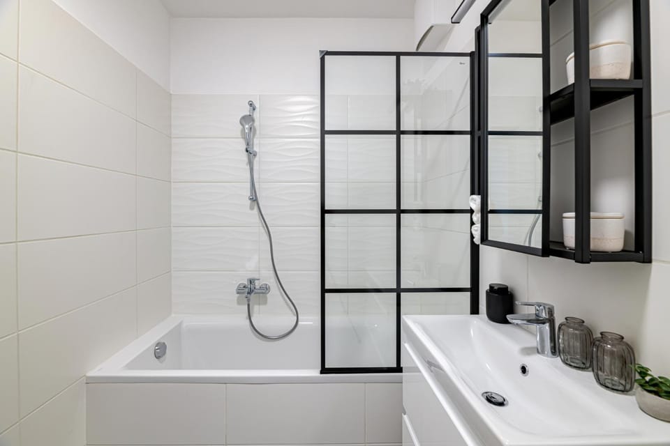 Shower, Bathroom, Bath