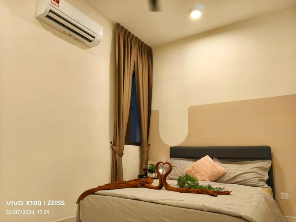 sp13a 55inch tv Netflix 6pax 2park kelab Rahman putra Sungai buloh Apartment in Selangor, Malaysia