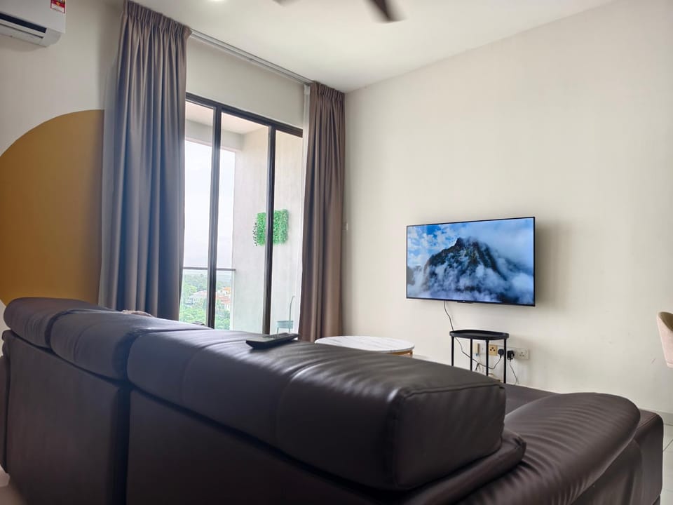 sp13a 55inch tv Netflix 6pax 2park kelab Rahman putra Sungai buloh Apartment in Selangor, Malaysia