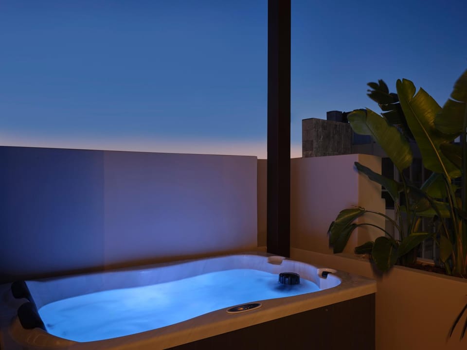 Hot Tub