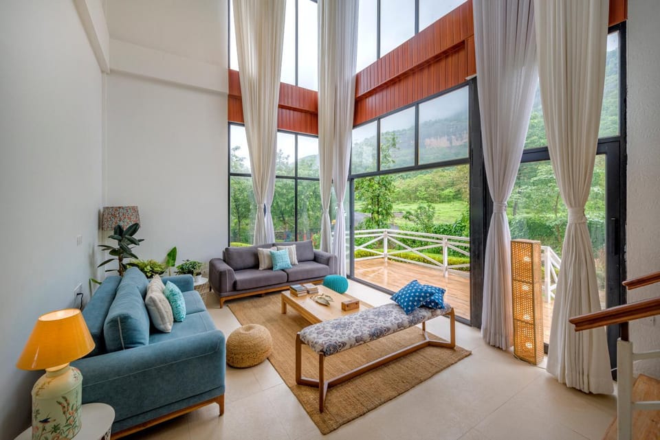 Natural landscape, Garden, View (from property/room), Balcony/Terrace, Living room, Seating area, Garden view