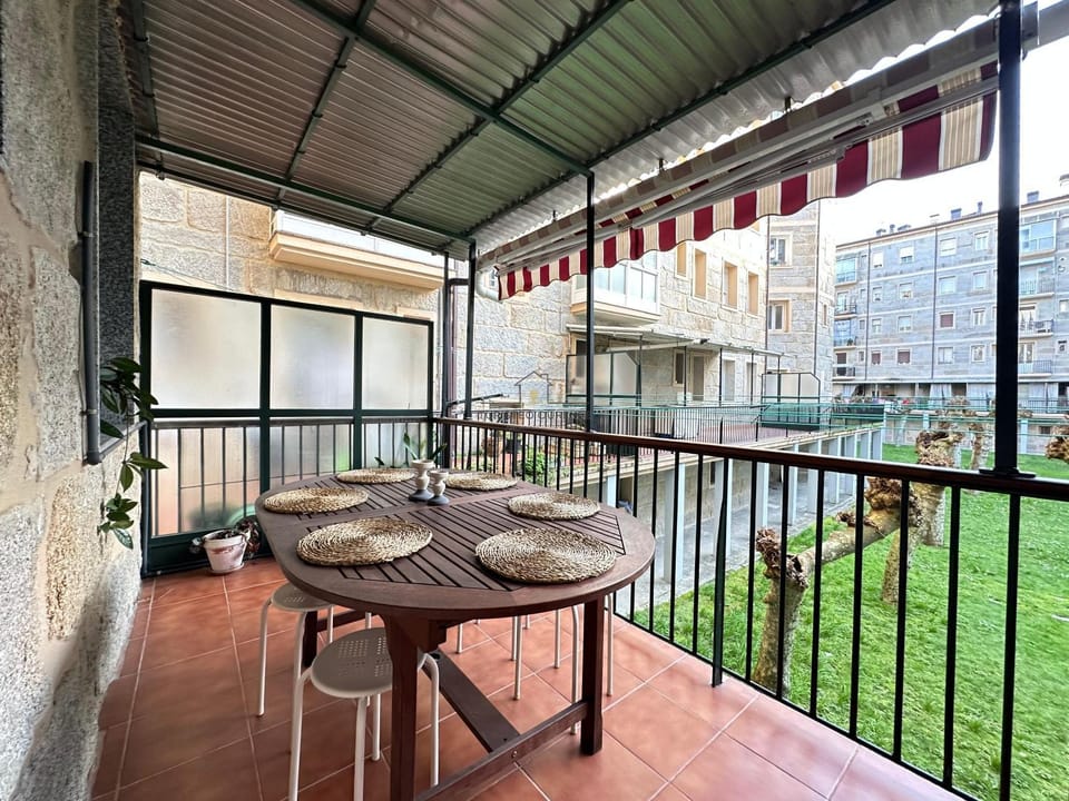 Balcony/Terrace, Dining area