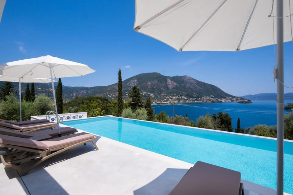 Lake view, Pool view