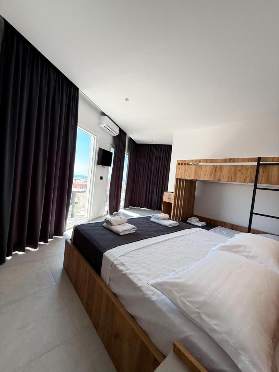 Kompleksi Muja Hotel in Montenegro
