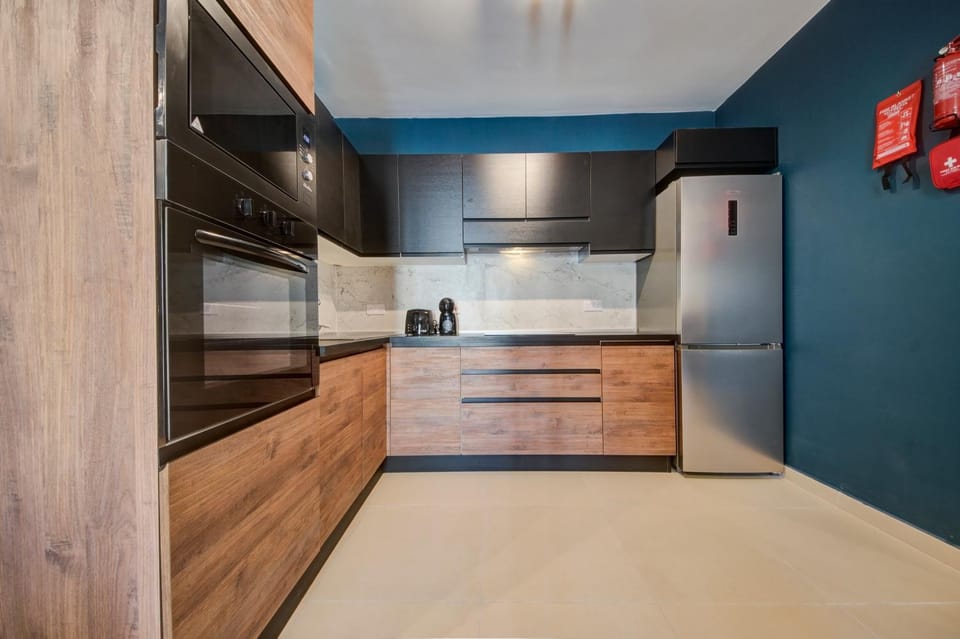 Kitchen or kitchenette, minibar, oven, pet friendly, stove