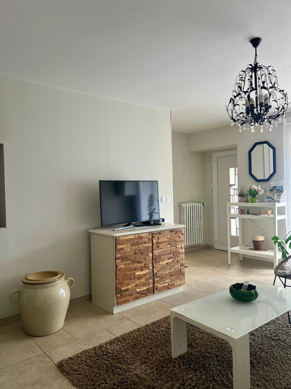 Communal lounge/ TV room, Living room