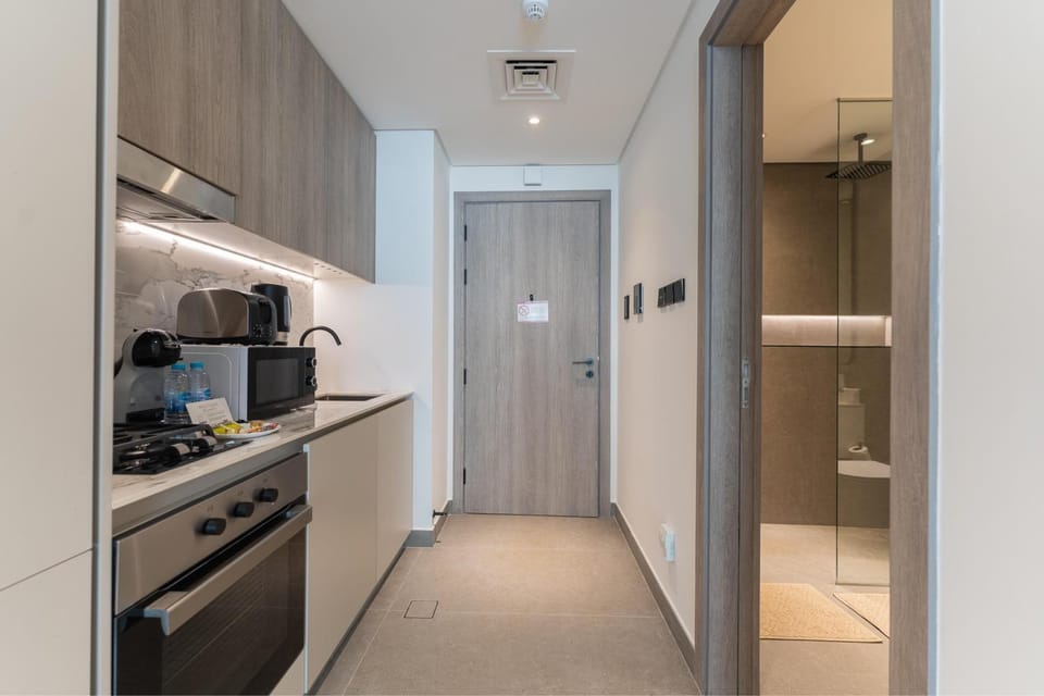 Kitchen or kitchenette, oven, stove