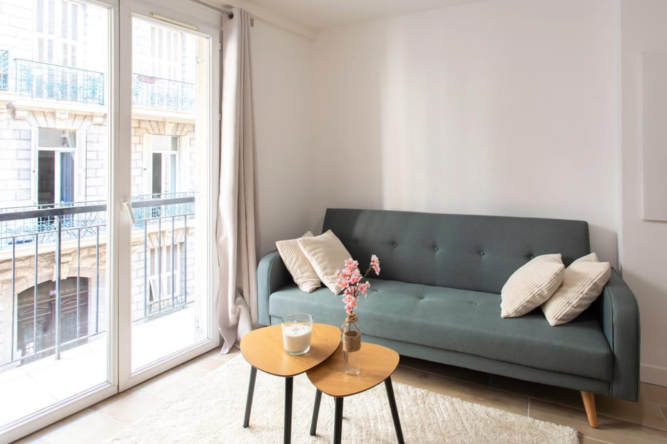 #58 Staywizus - Clim & Balcon 5mins marche de la Mer Apartment in Nice