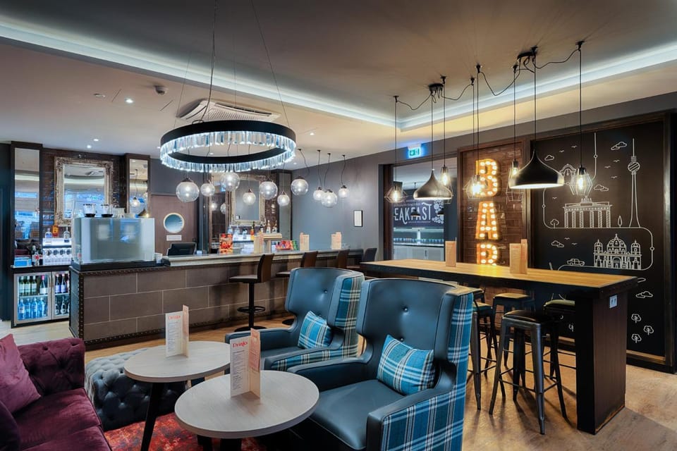 Lounge or bar