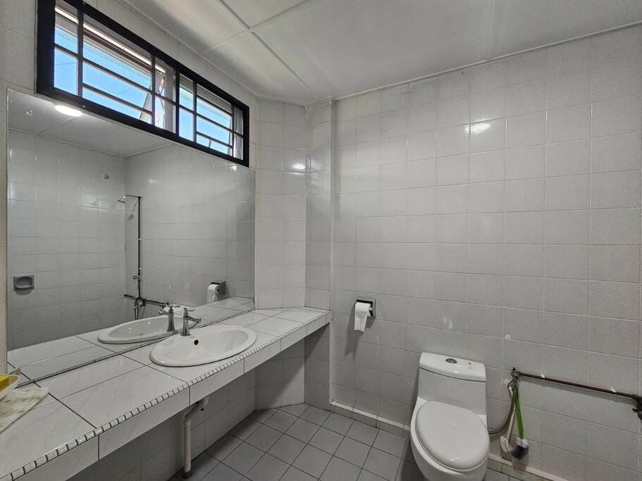 Kuching Luxury Home Landed House 10pax Villa in Kuching