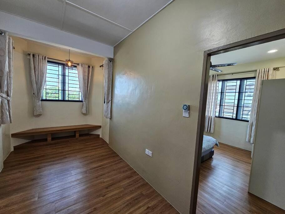 Kuching Luxury Home Landed House 10pax Villa in Kuching