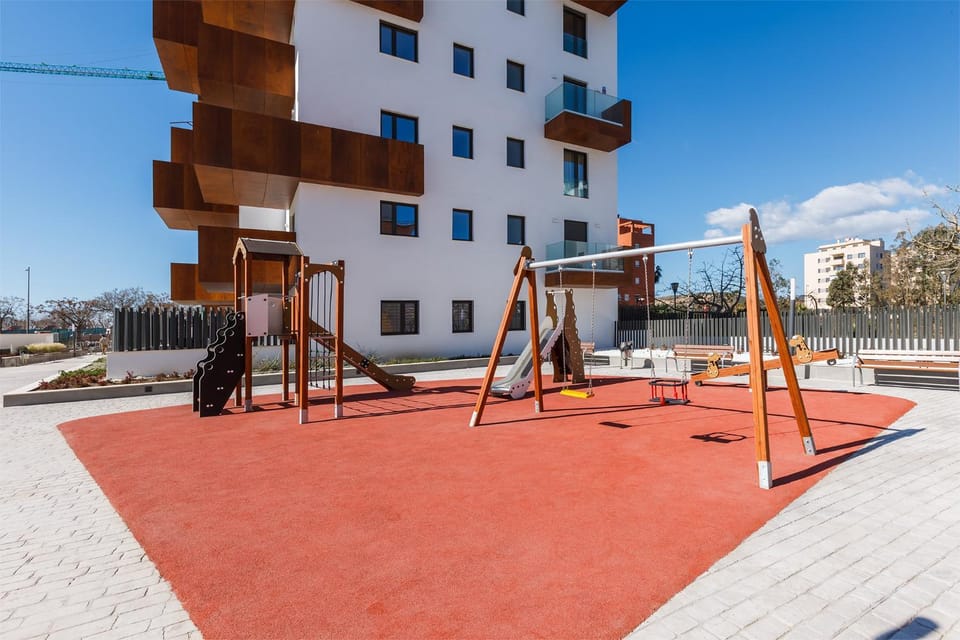 A&N Ocean View Family Apartment with Pool & Parking Apartment in Torre del Mar