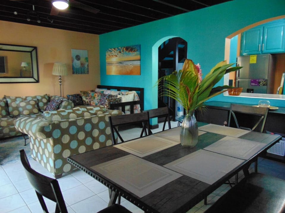 Seaside 2 Bedroom Oasis at 7 Miles Beach, Negril, Point Village House in Westmoreland Parish