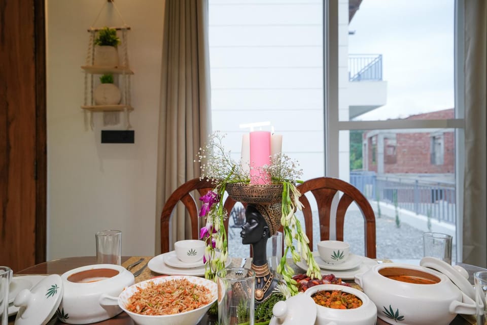 Dining area, Food, Lunch, Dinner