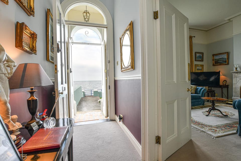 Sea view, Sea view