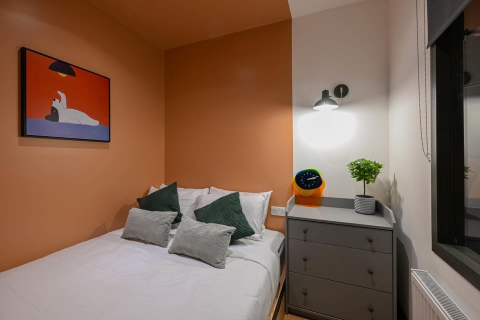 Bed, Bedroom