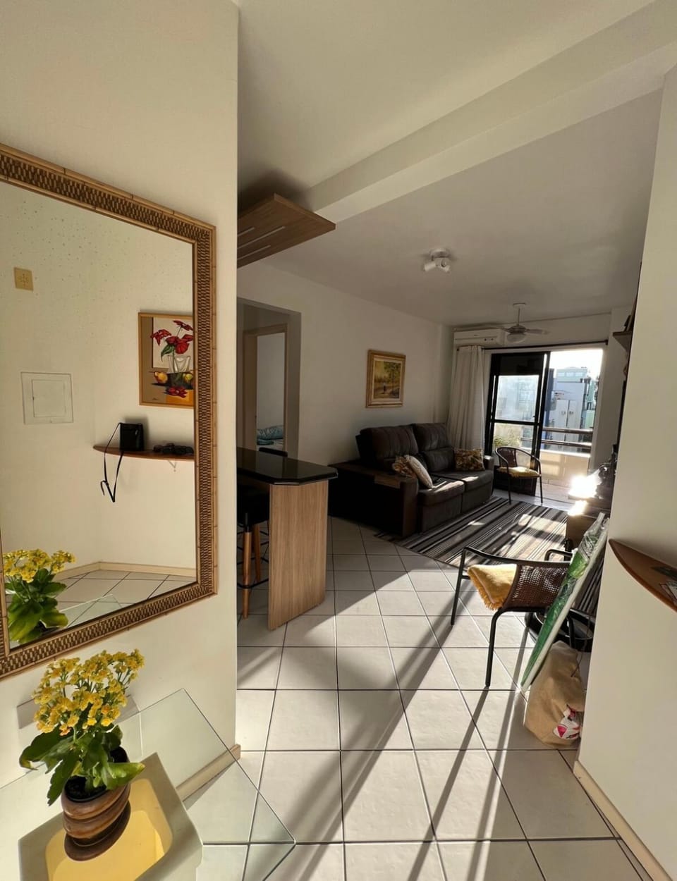 Apartamento Floripa, Canasvieiras - 30m da praia com vista mar Apartment in Florianopolis