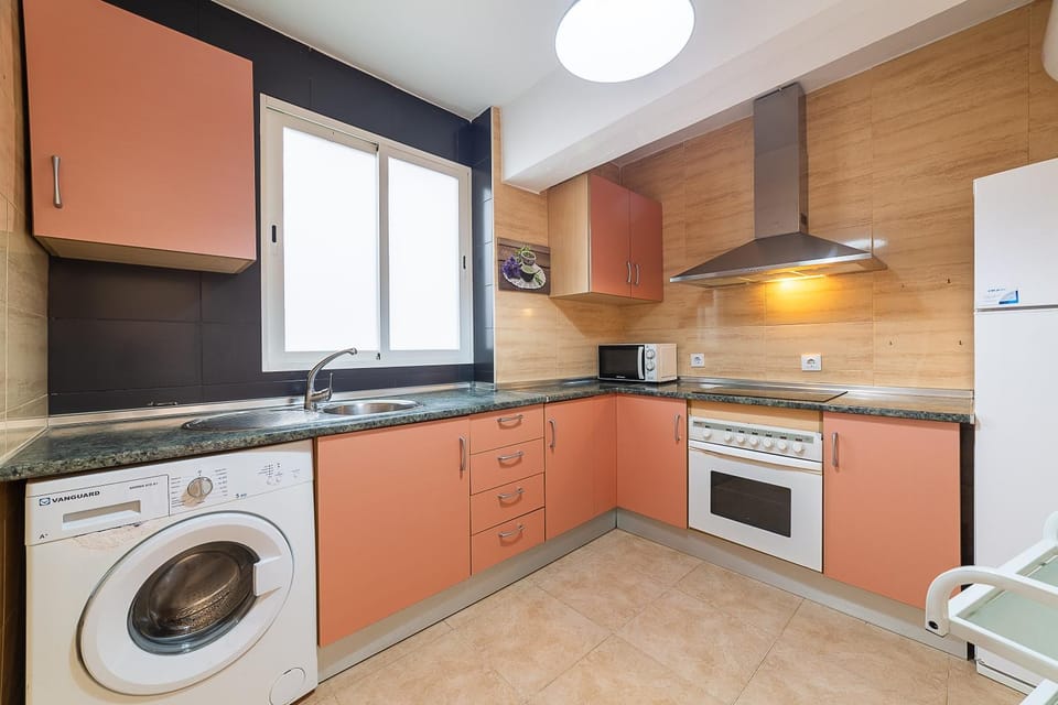 Kitchen or kitchenette, Living room