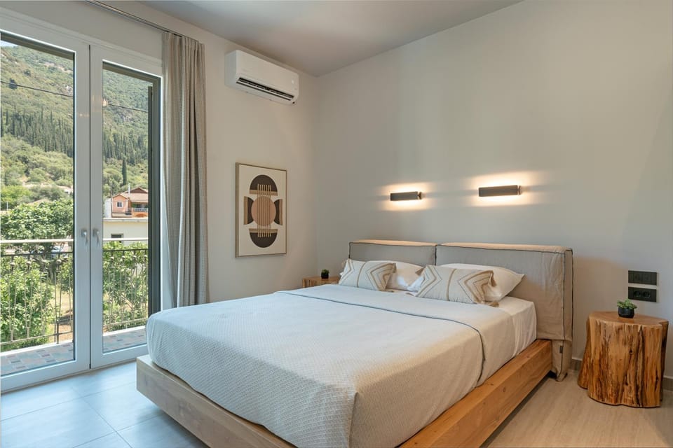 Bed, Photo of the whole room, Bedroom, air conditioner