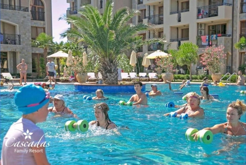 Cascadas pool view luxury apartment Sunny beach Resort in Sunny Beach