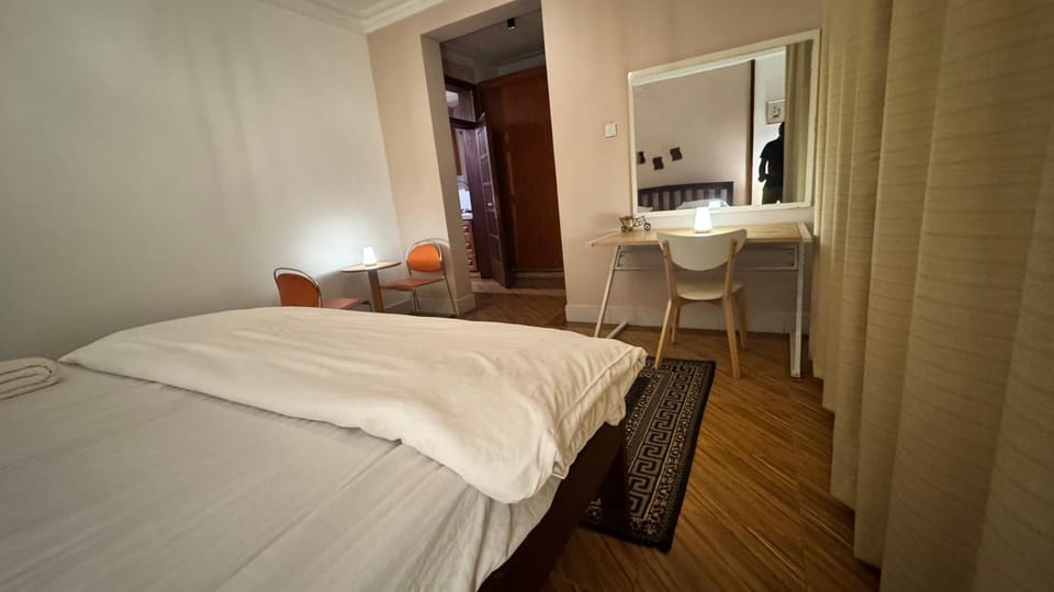 BAZY SUITEs Apartment in Kampala