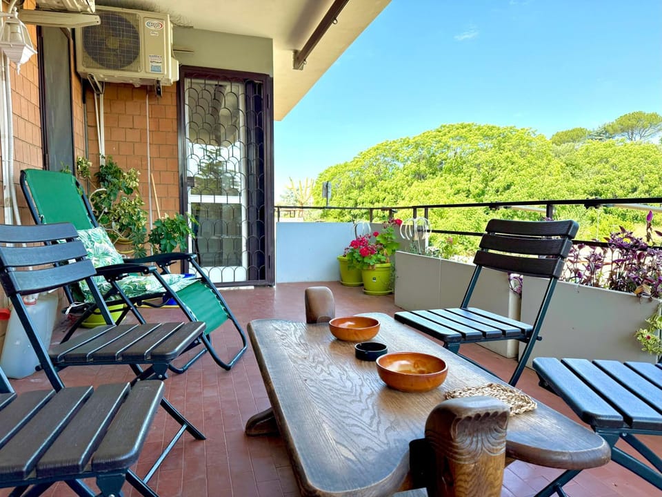 Property building, Balcony/Terrace