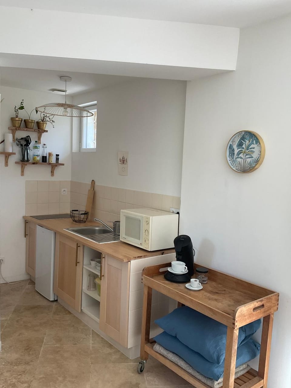 Studio lumineux Apartment in Villeneuve-lès-Avignon