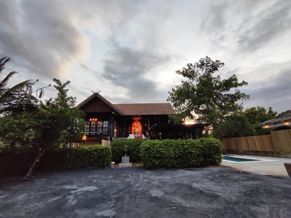 Banhom Pool villa บ้านหอมพูลวิลล่า Villa in Thailand