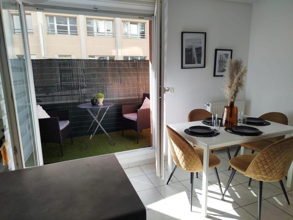 T2 cosy l Parking l Hyper centre l 20min de Genève Apartment in Annemasse