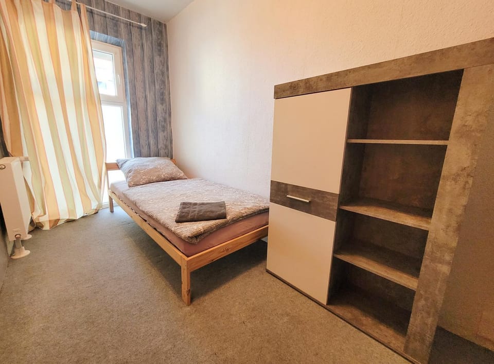Bed, Photo of the whole room, Bedroom, towels, wardrobe