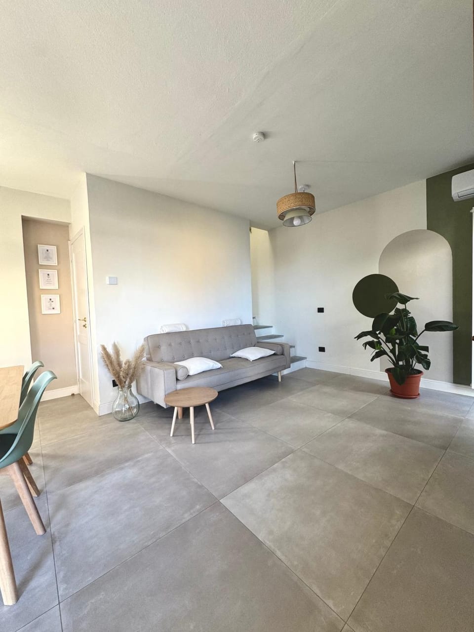 Communal lounge/ TV room, TV and multimedia, Living room, Seating area