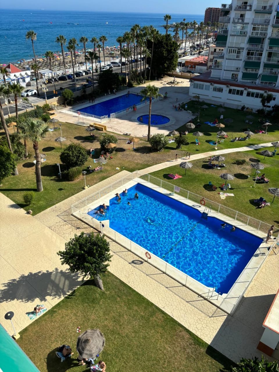 Property building, Bird's eye view, Beach, Pool view, Sea view, Swimming pool, Location, sunbed