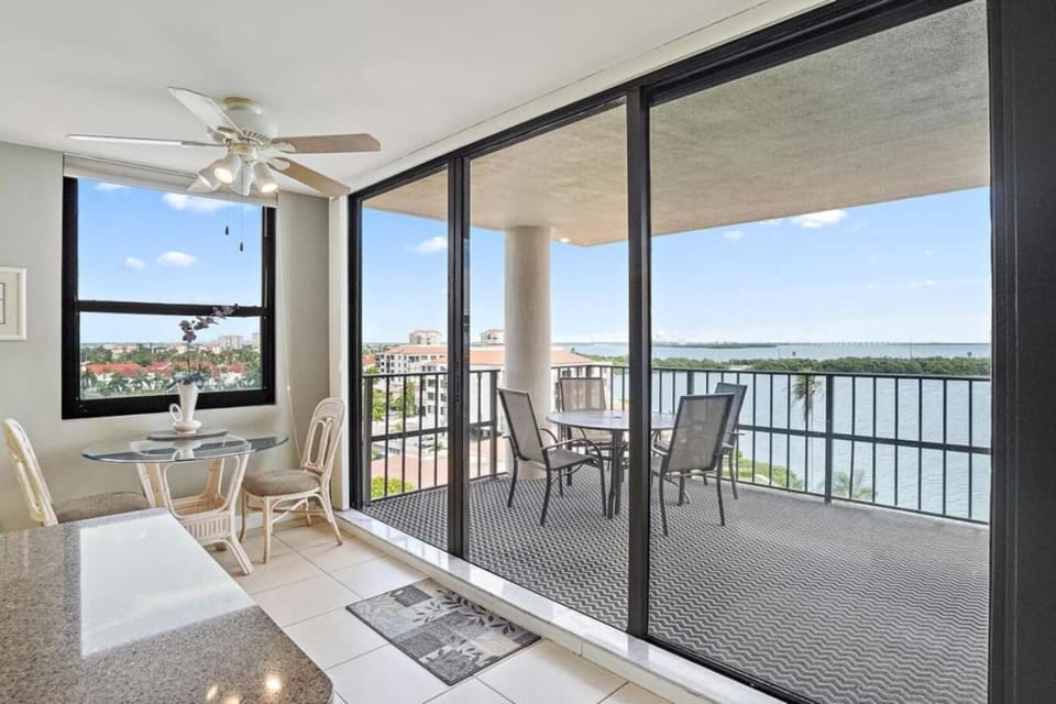 Day, Natural landscape, View (from property/room), Balcony/Terrace, Sea view