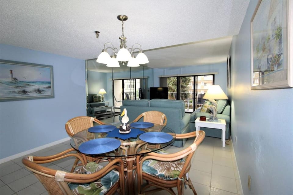 TV and multimedia, Living room, Dining area
