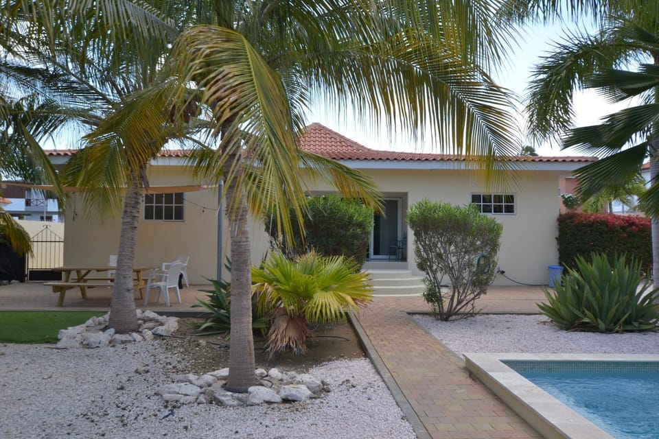 Property building, Garden