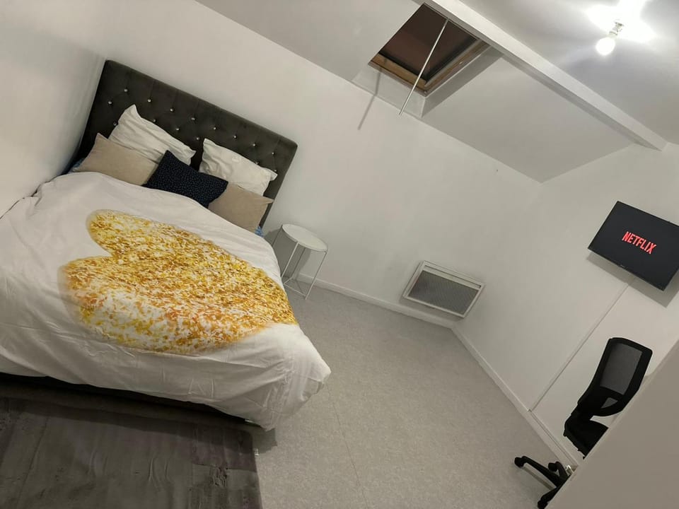 Chambre meublée cuisine 20 minutes de Disneyland 2 Vacation rental in Île-de-France