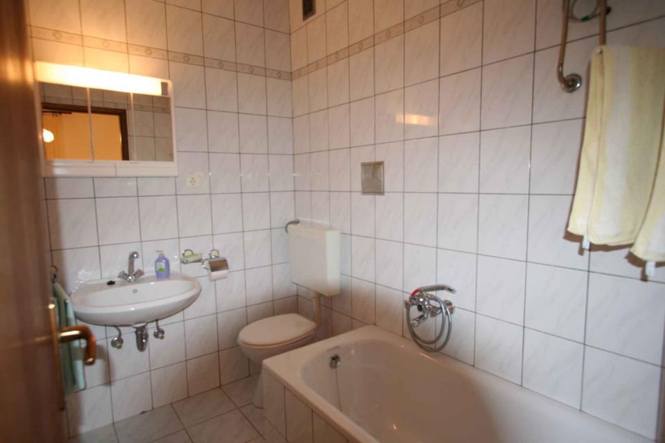 Toilet, Bathroom