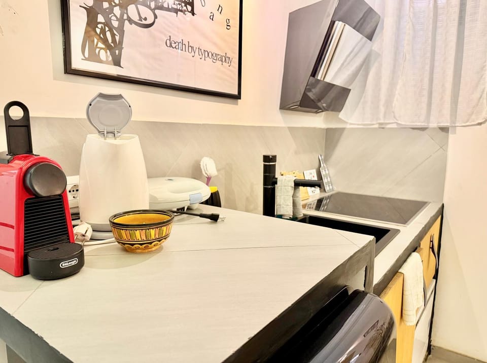 Kitchen or kitchenette