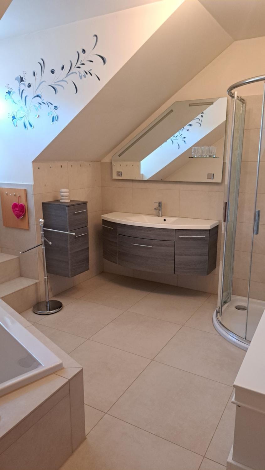 Bathroom, Bath