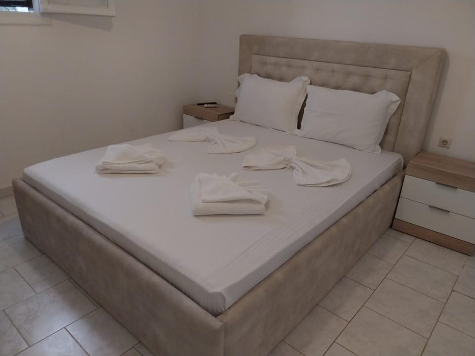 La Mer Krioneri beach Apartment in Peloponnese, Western Greece and the Ionian