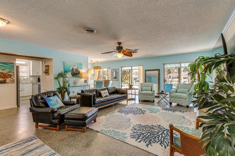 Waterfront Vero Beach Home with Pool and Boat Dock! House in Indian River
