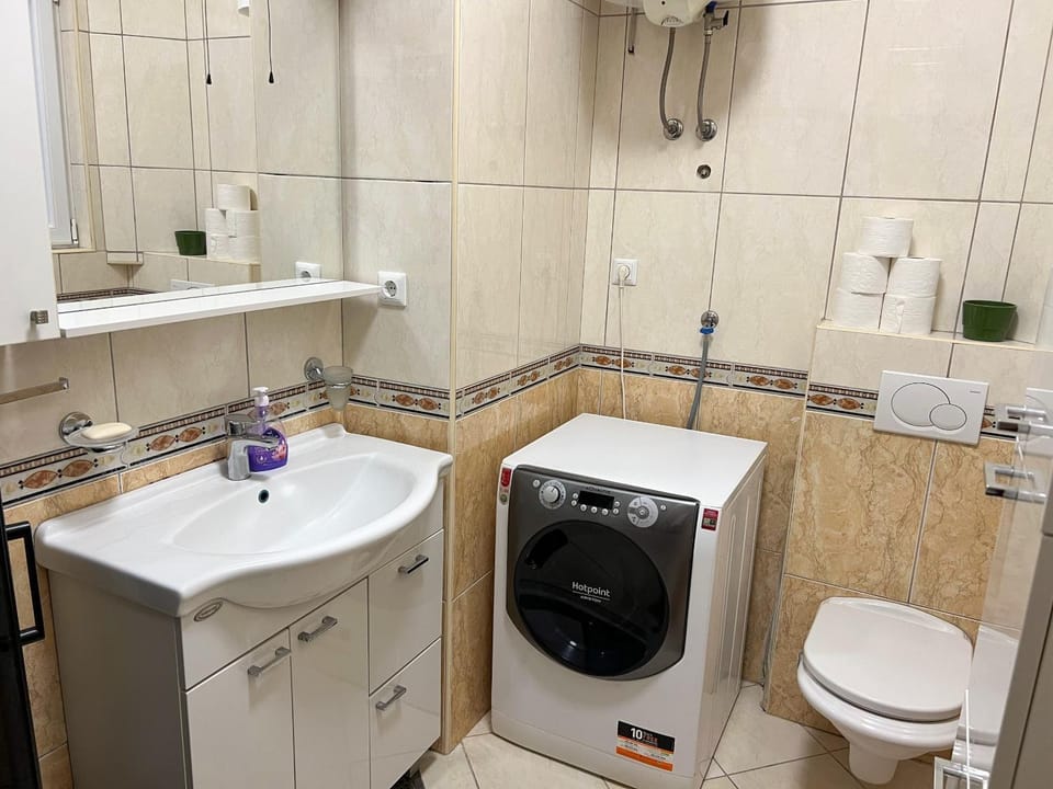 Toilet, washing machine