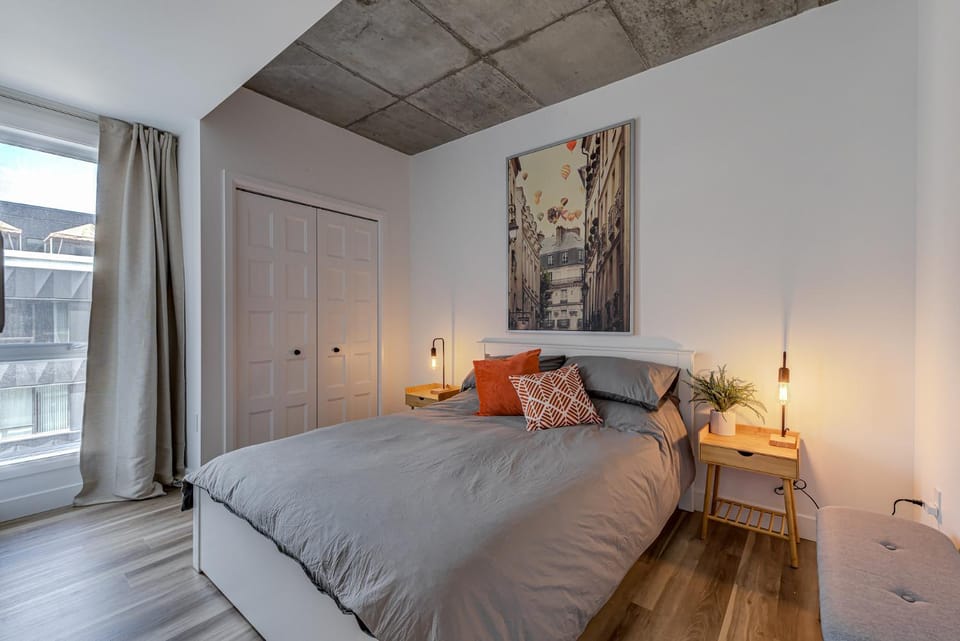 Bed, Bedroom