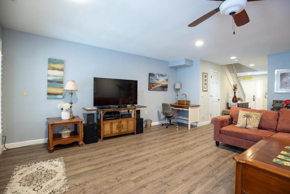 225 Evian Villas Villa in North Forest Beach