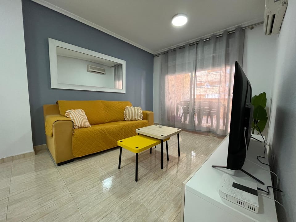 TV and multimedia, Living room, air conditioner